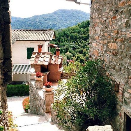 Mini Appartamenti Nonna Nella Barbarasco Exterior foto