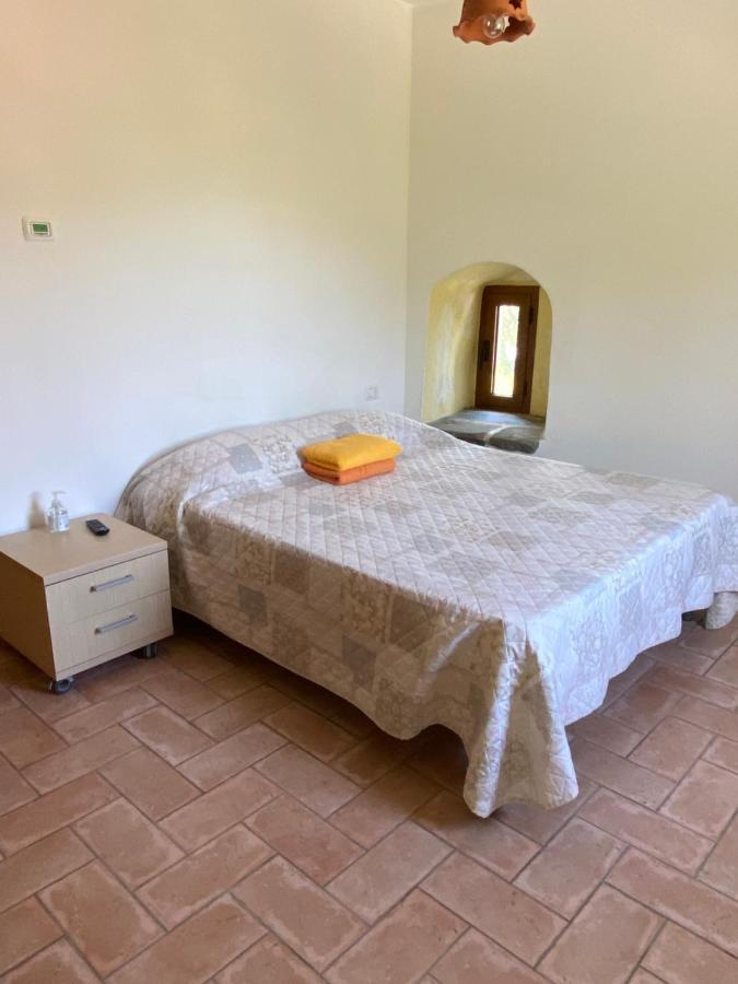 Mini Appartamenti Nonna Nella Barbarasco Exterior foto